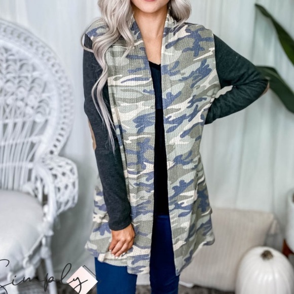 a.gain Sweaters - NWOT A.GAIN CARDIGAN